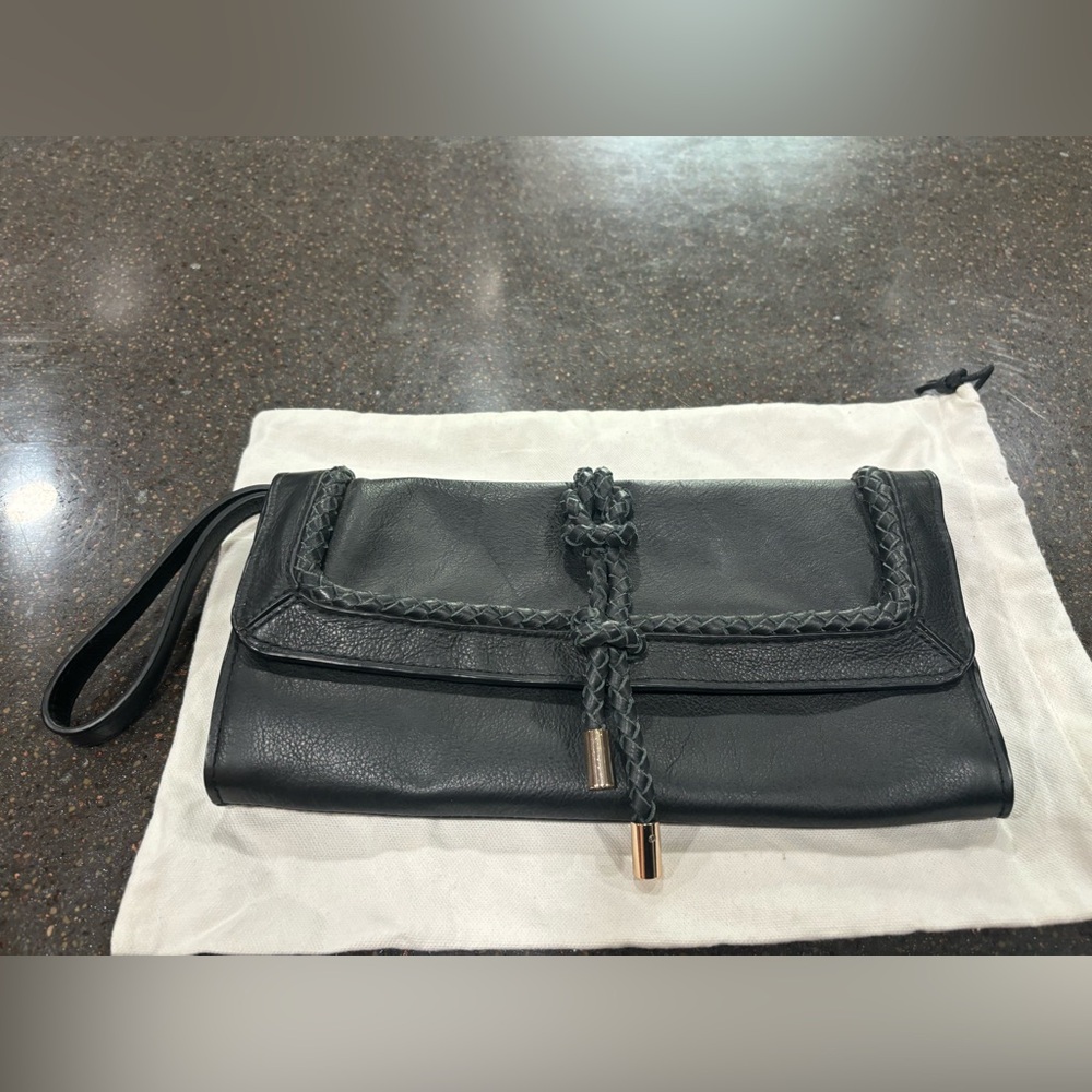 Tommy Bahamas Clutch